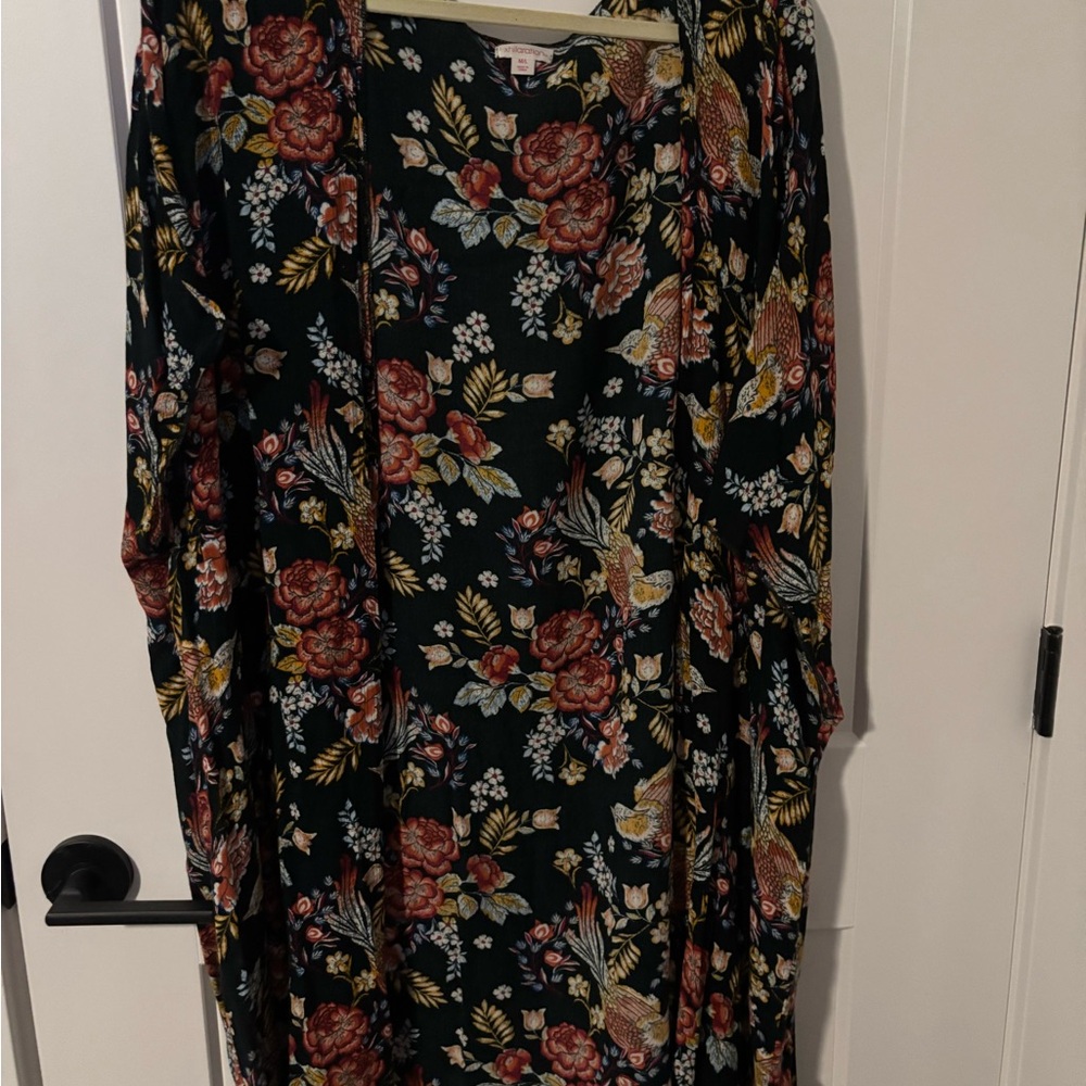 Xhilaration Black Floral Kimono M/L